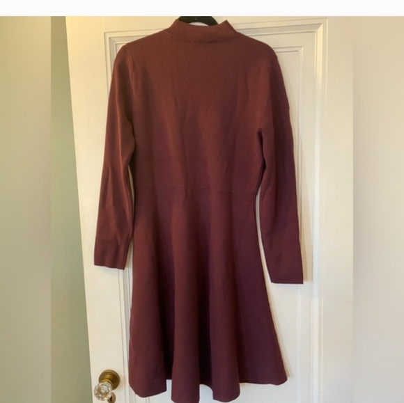 NWT ANN TAYLOR SWEATER DRESS SIZE SMALL - Picture 2 of 4